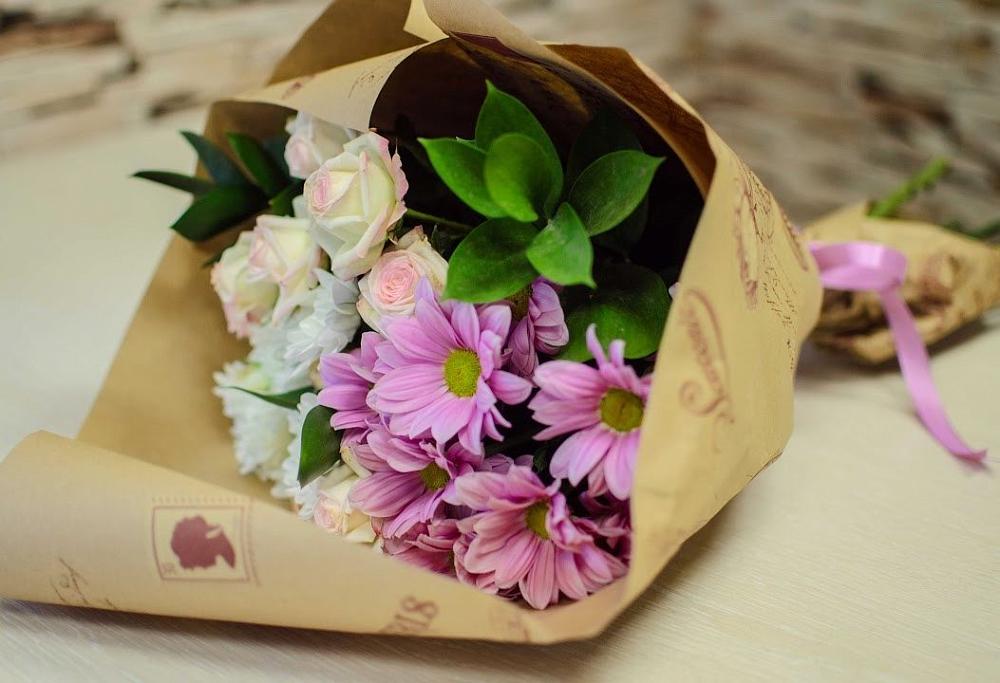 Букет цветов из: Розы и Хризантемы в Цивильске