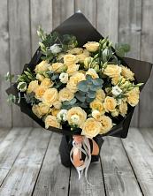 Букет цветов из:  Розы и Лизиантусы в Цивильске