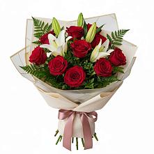 Букет цветов из:  Лилии и Розы в Цивильске
