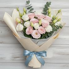 Букет цветов из:  Лизиантусы в Цивильске