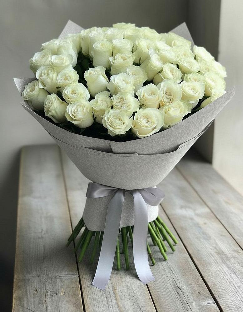 Букет 35 Белых роз в Цивильске