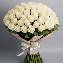 Букет 101 беля роза Белоснежка в Цивильске