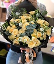 Букет цветов из:  Розы и Лизиантусы #REPLACE_PRED# Цивильске