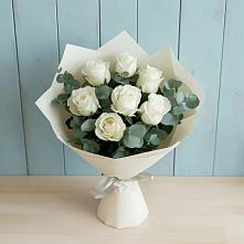 Букет Белые розы в Эвкалипте в Цивильске