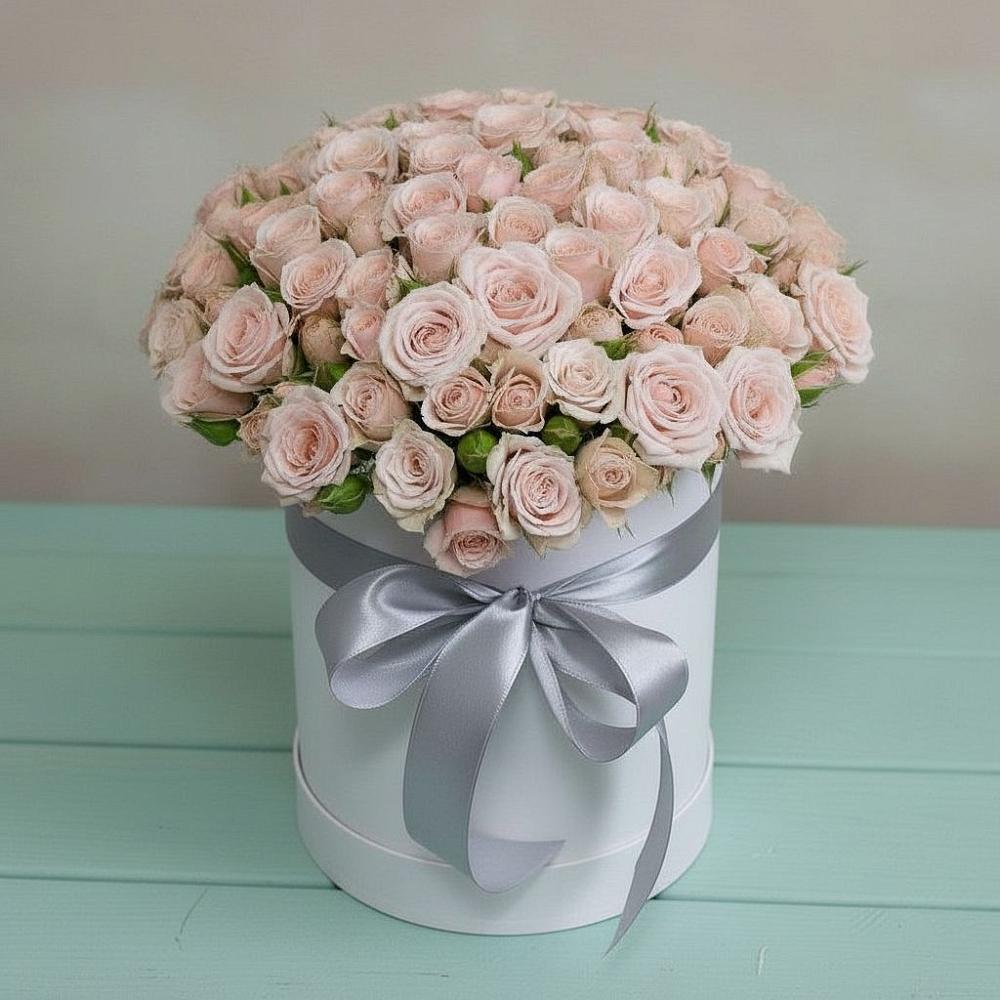 Цветочная композиция из Розы в шляпной коробке в Цивильске